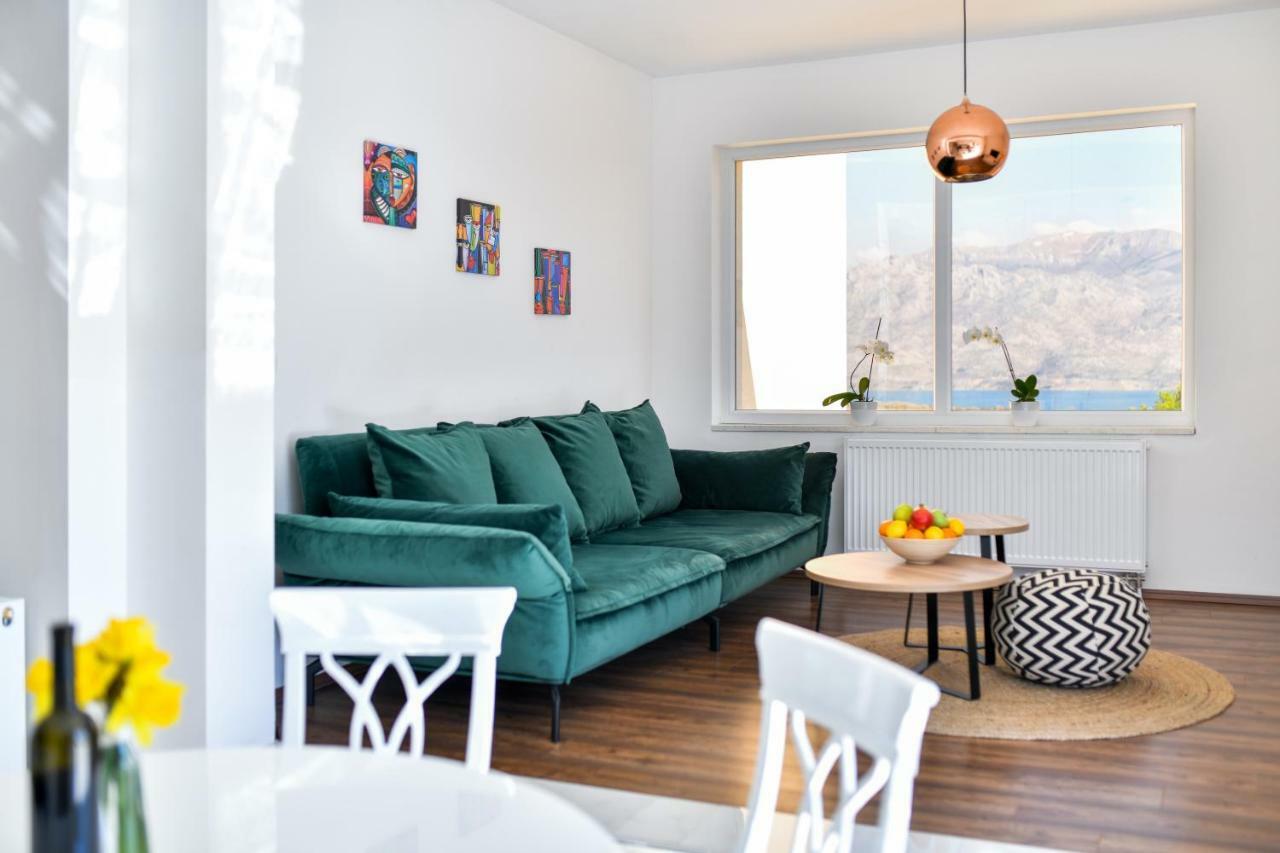 Ražanac Apartman Space מראה חיצוני תמונה