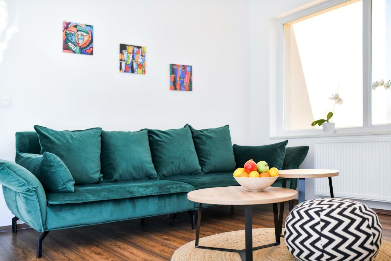 Ražanac Apartman Space מראה חיצוני תמונה