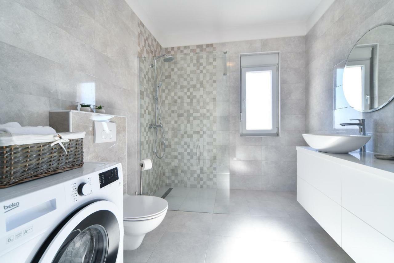 Ražanac Apartman Space מראה חיצוני תמונה