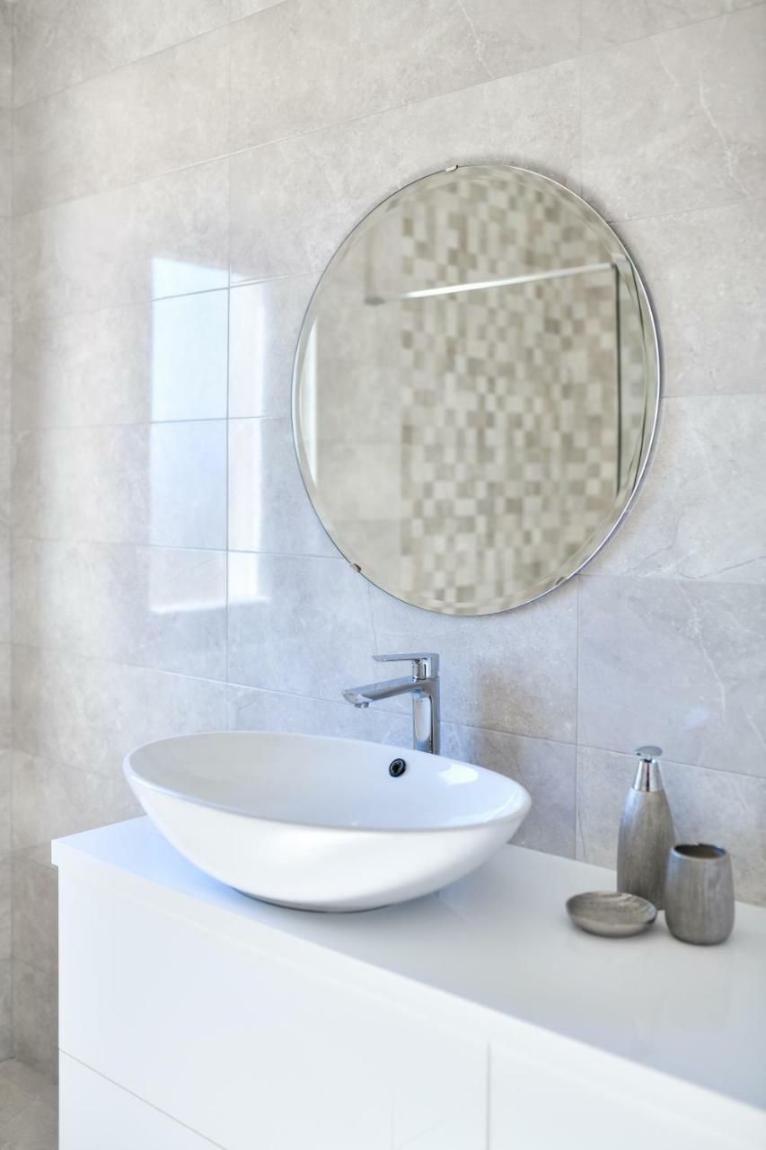 Ražanac Apartman Space מראה חיצוני תמונה